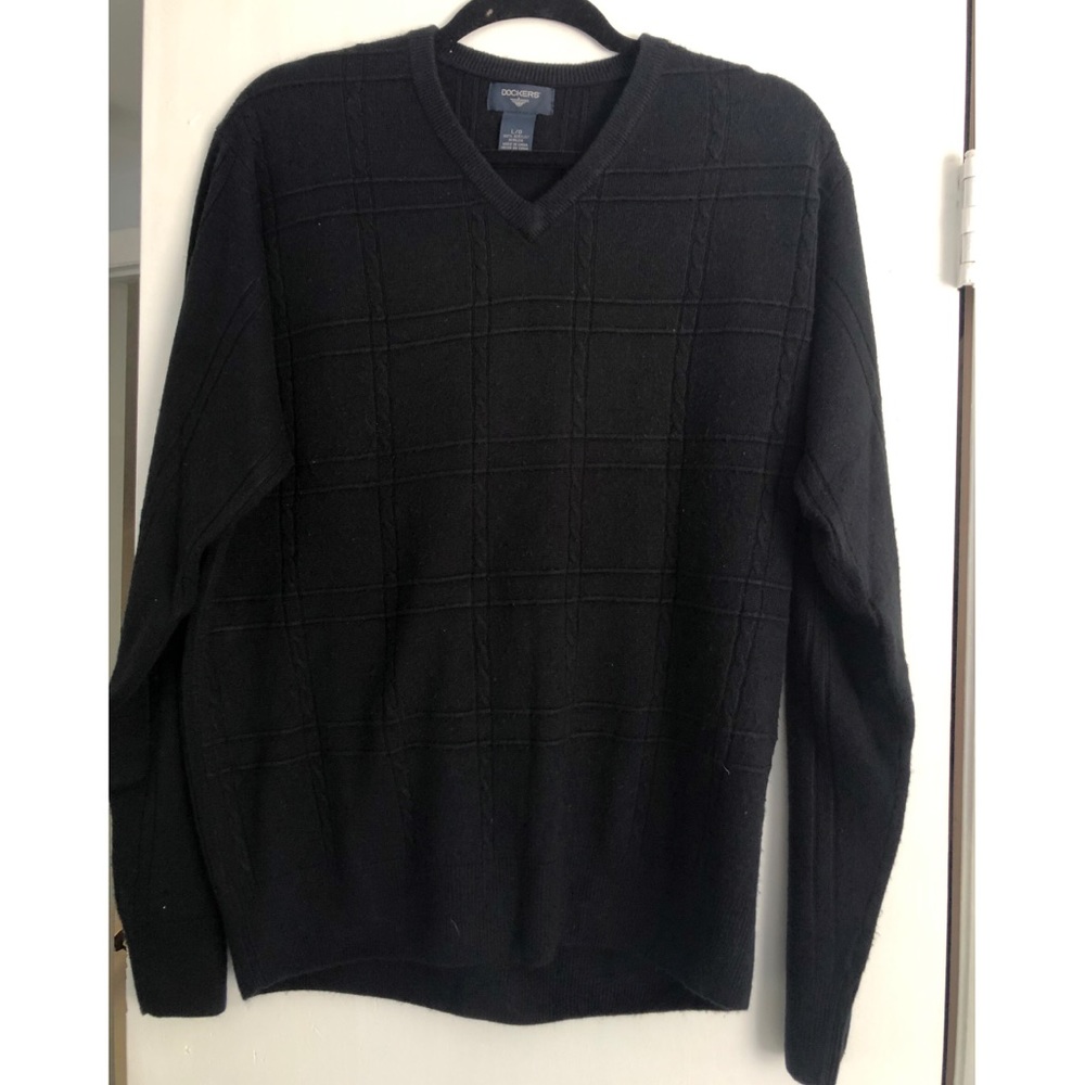 Black Men’s Dockers Sweater